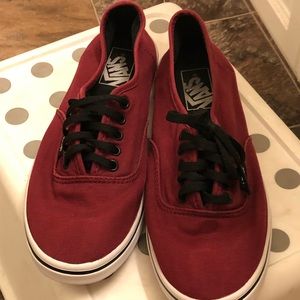 Maroon like new vans 9